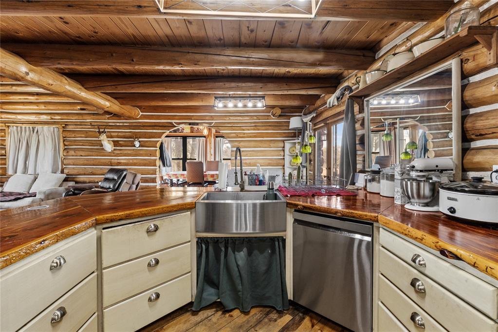 11655 Highway 60 Property Photo 23