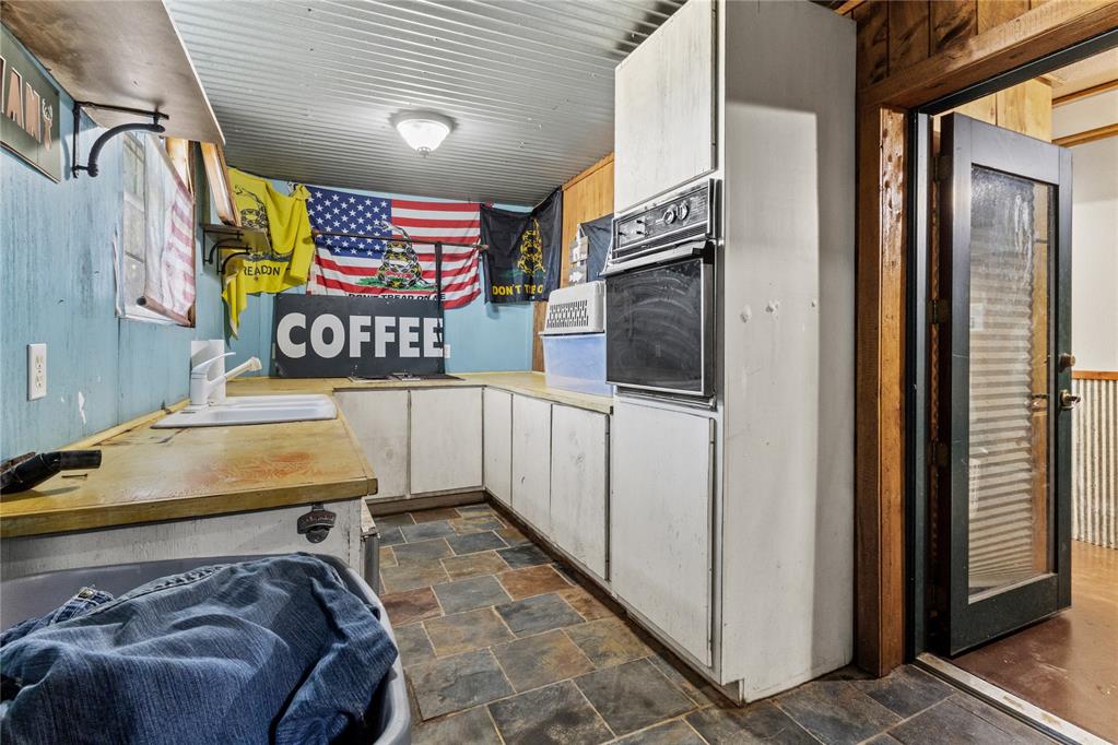 11655 Highway 60 Property Photo 32