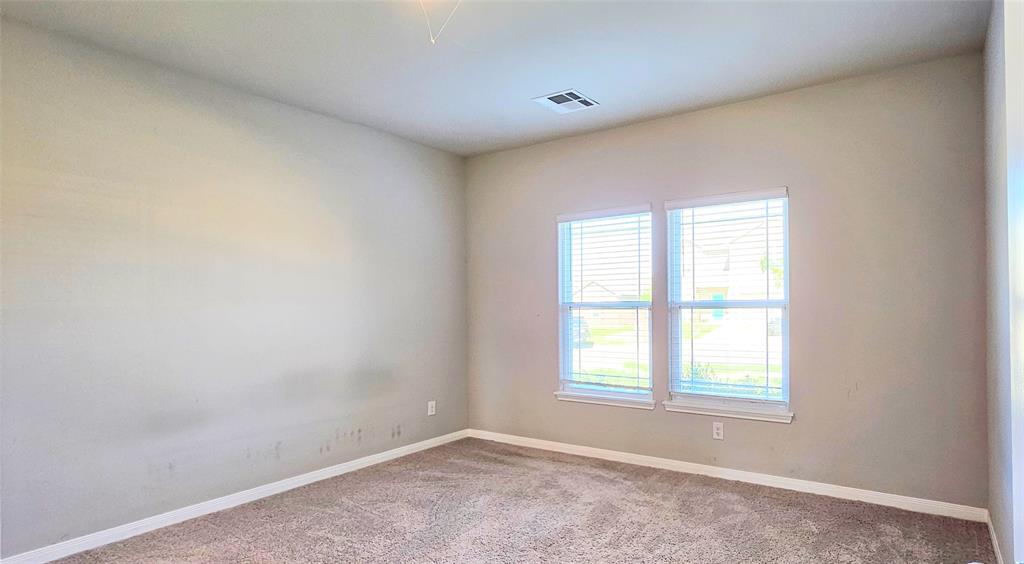 1716 Vermilion Lane Property Photo 11