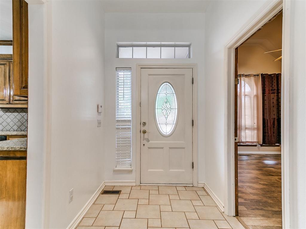 16516 Covington Manor Property Photo 3