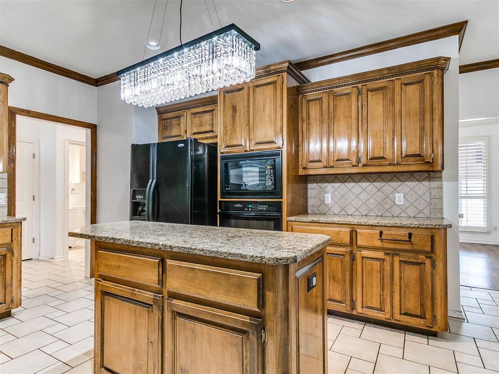 16516 Covington Manor Property Photo 15