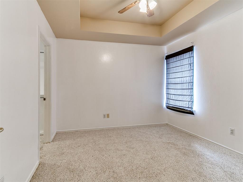 16516 Covington Manor Property Photo 35