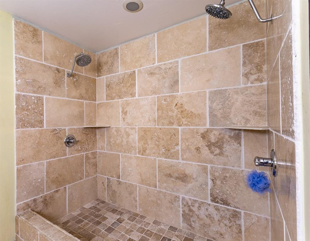 3012 N Robinson Avenue Property Photo 10