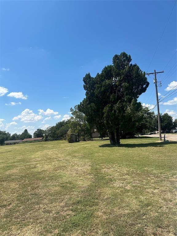 1209 N Douglas Boulevard Property Photo 4