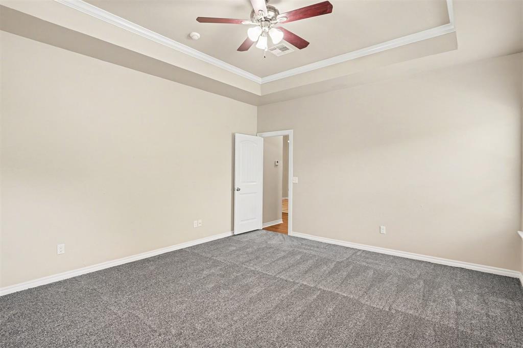 2400 Bretton Lane Property Photo 15