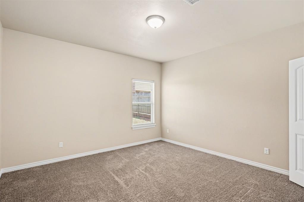 2400 Bretton Lane Property Photo 20
