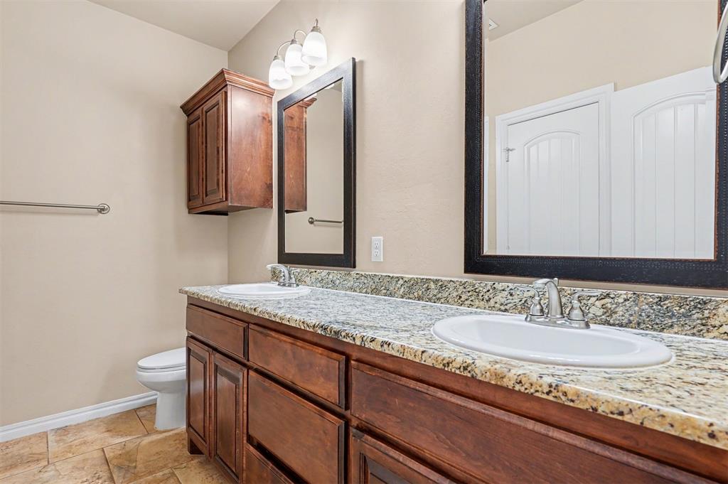 2400 Bretton Lane Property Photo 25
