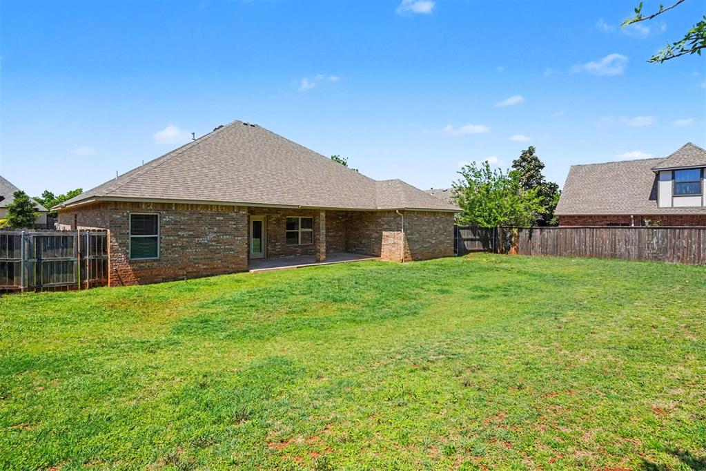 2400 Bretton Lane Property Photo 29