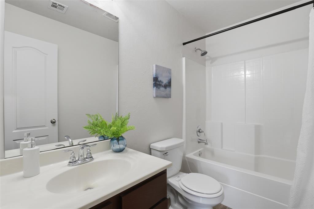 2316 Bradford Circle Property Photo 16