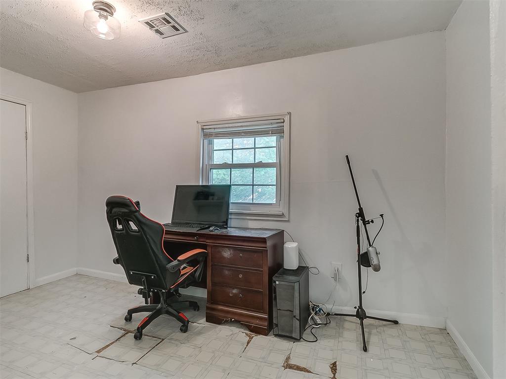 6823 S Kleiner Avenue Property Photo 39