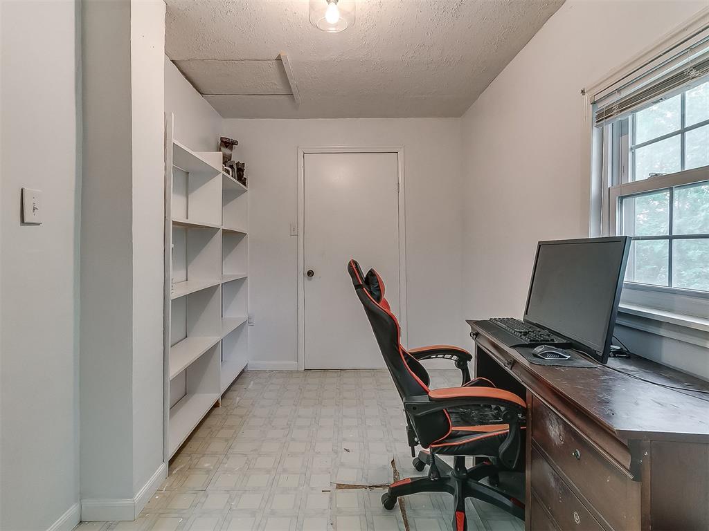 6823 S Kleiner Avenue Property Photo 40