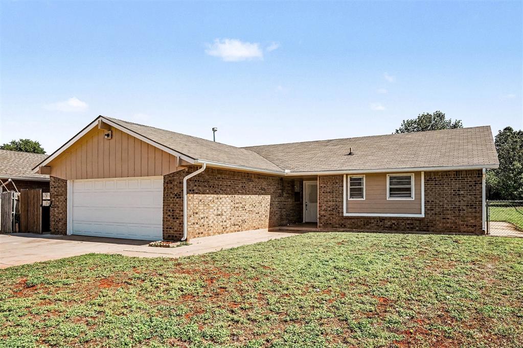 3821 W Oakcliff Drive Property Photo 1