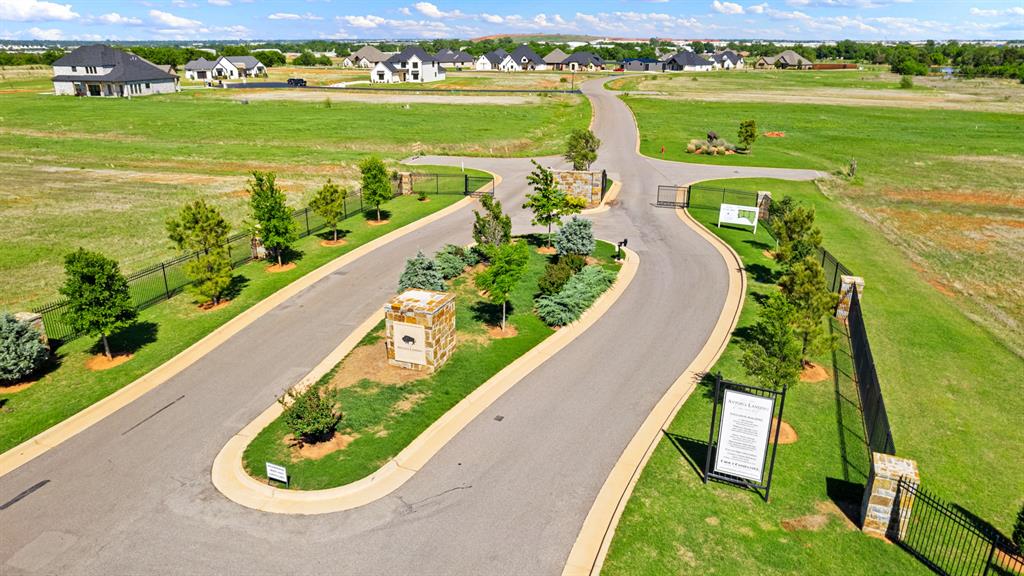 2500 Heathery Park Property Photo 44