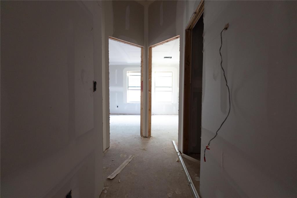 4112 Nw 158th Street Property Photo 14
