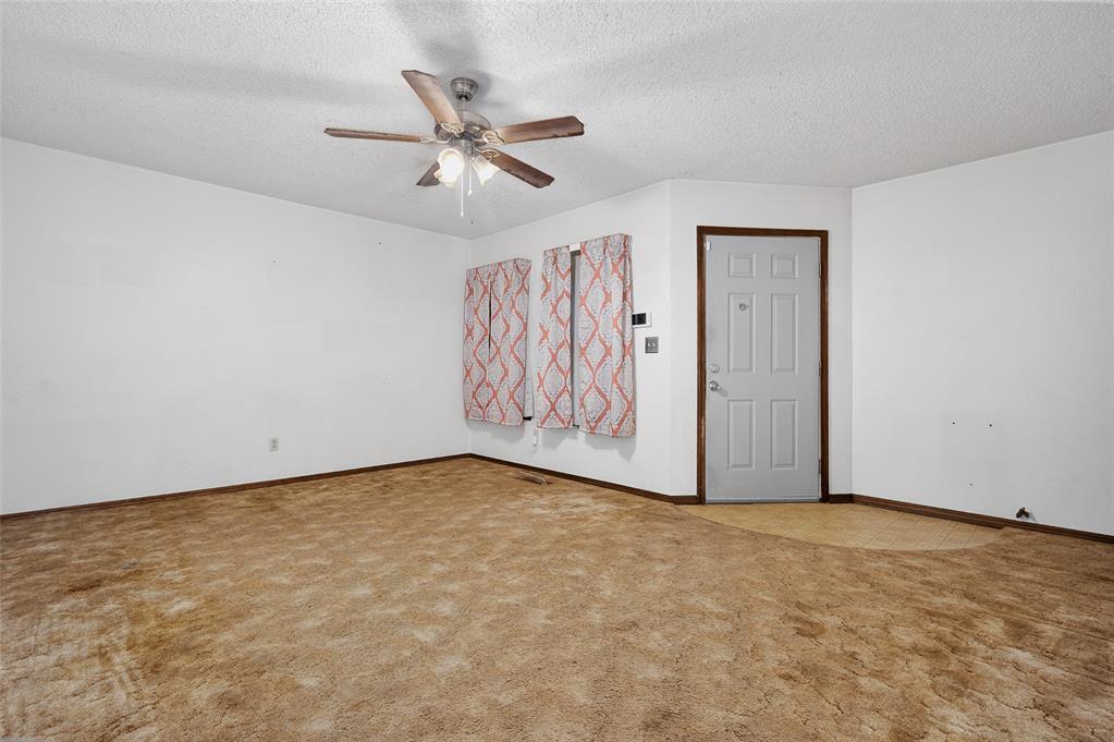 101 Christi Street Property Photo 3