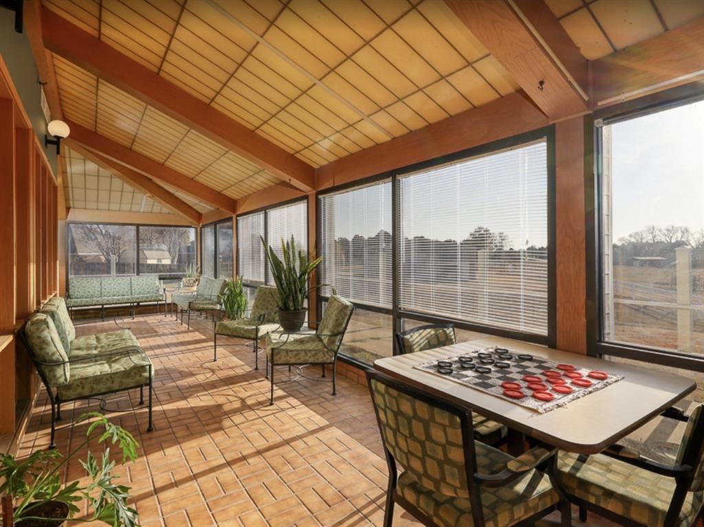 3200 Hayes Property Photo 6