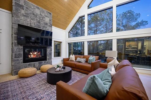 36 Soft Spring Trail Property Photo 8