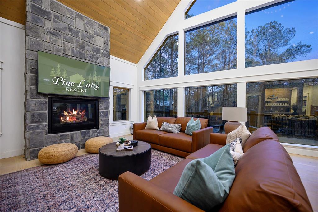 36 Soft Spring Trail Property Photo 9
