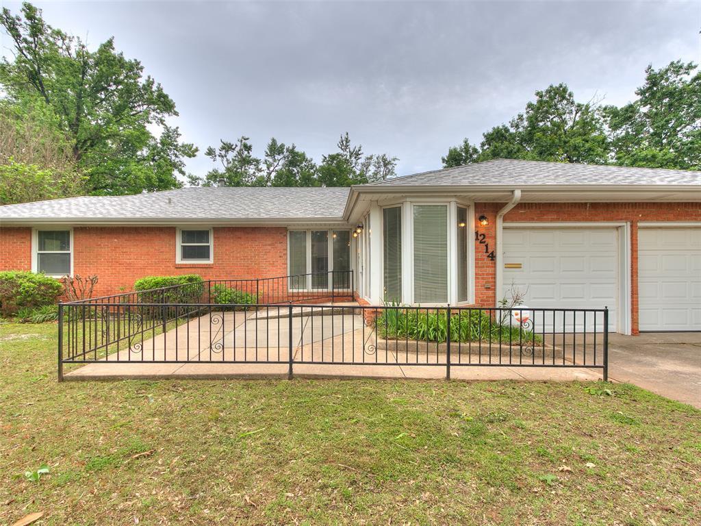 1214 Cruce Street Property Photo 1