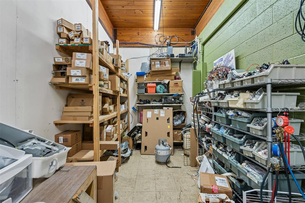 102 E Central Boulevard Property Photo 26