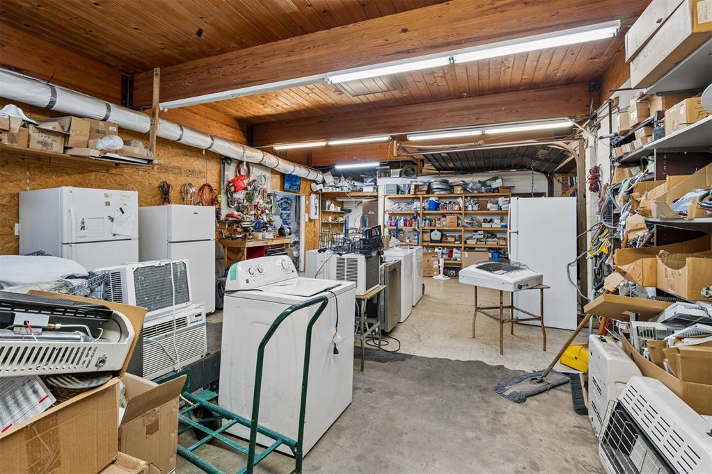 102 E Central Boulevard Property Photo 31