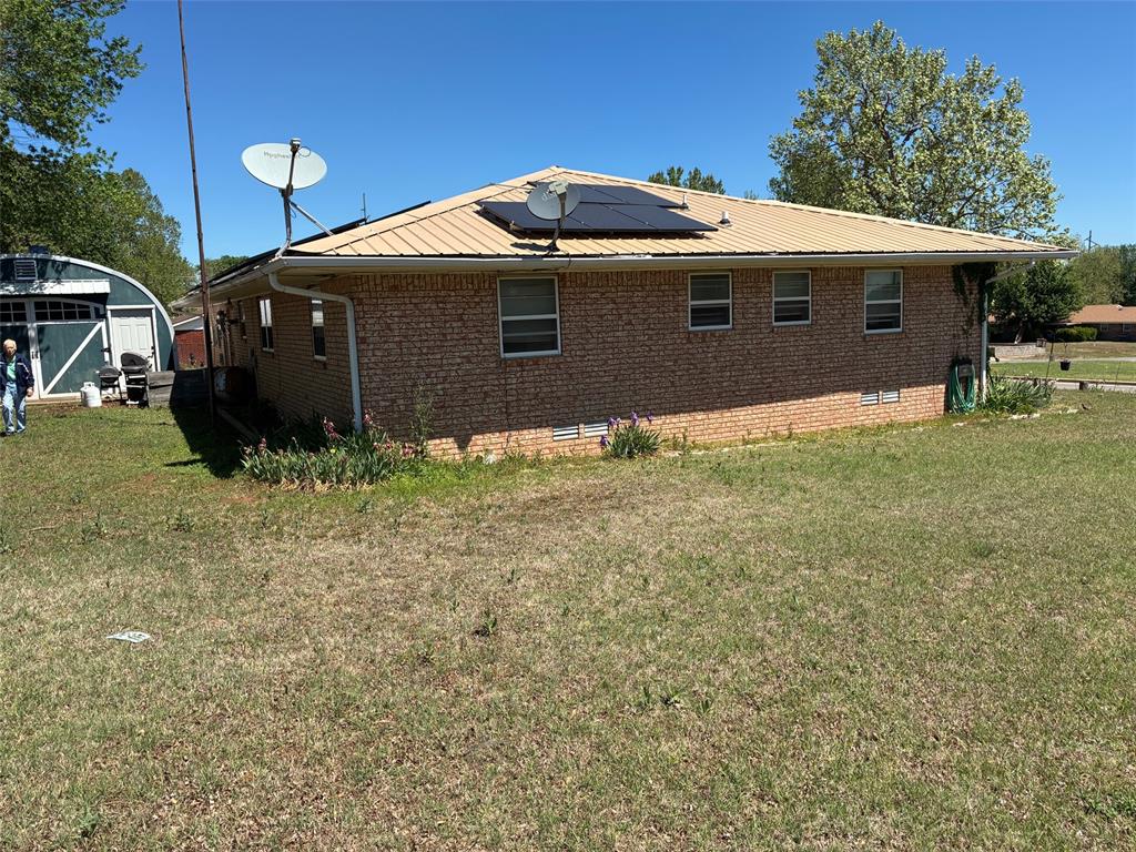 305 N Armor Street Property Photo 7