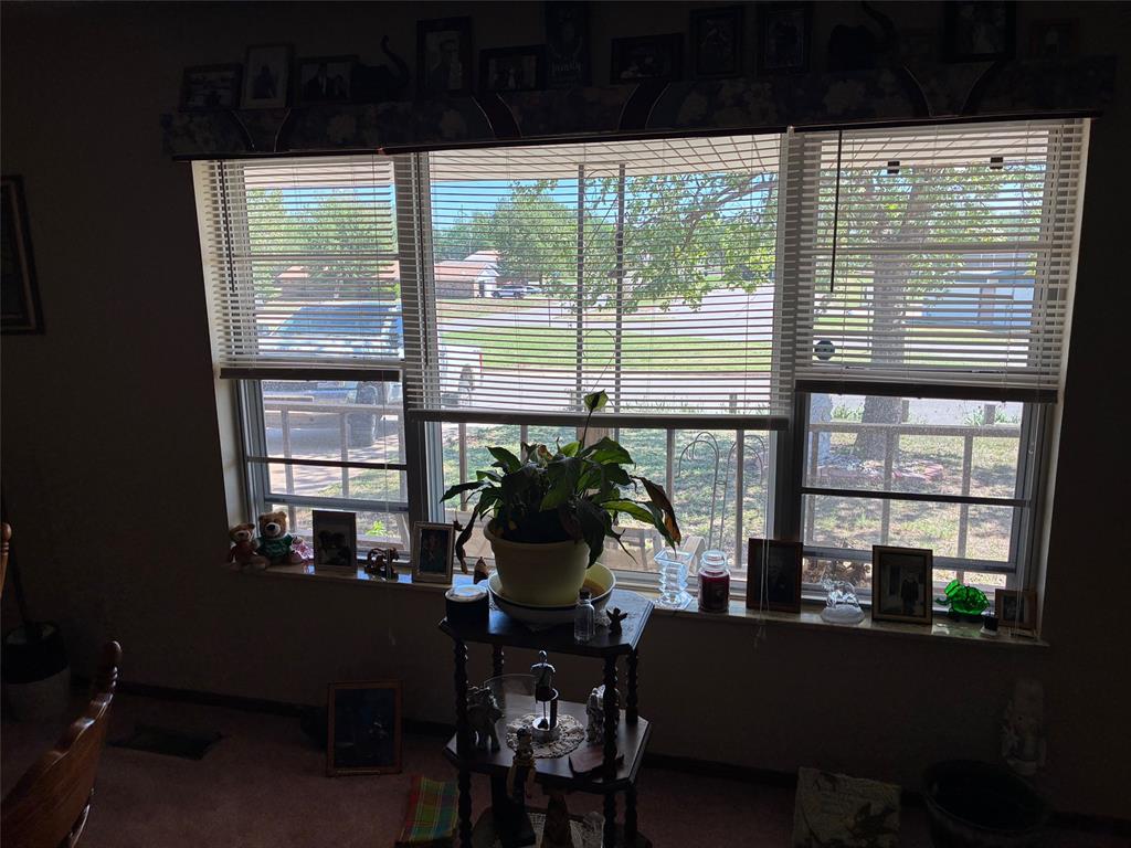 305 N Armor Street Property Photo 25