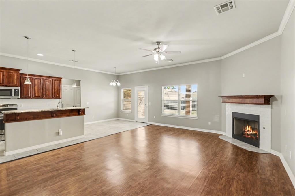 3224 Briargate Road Property Photo 6