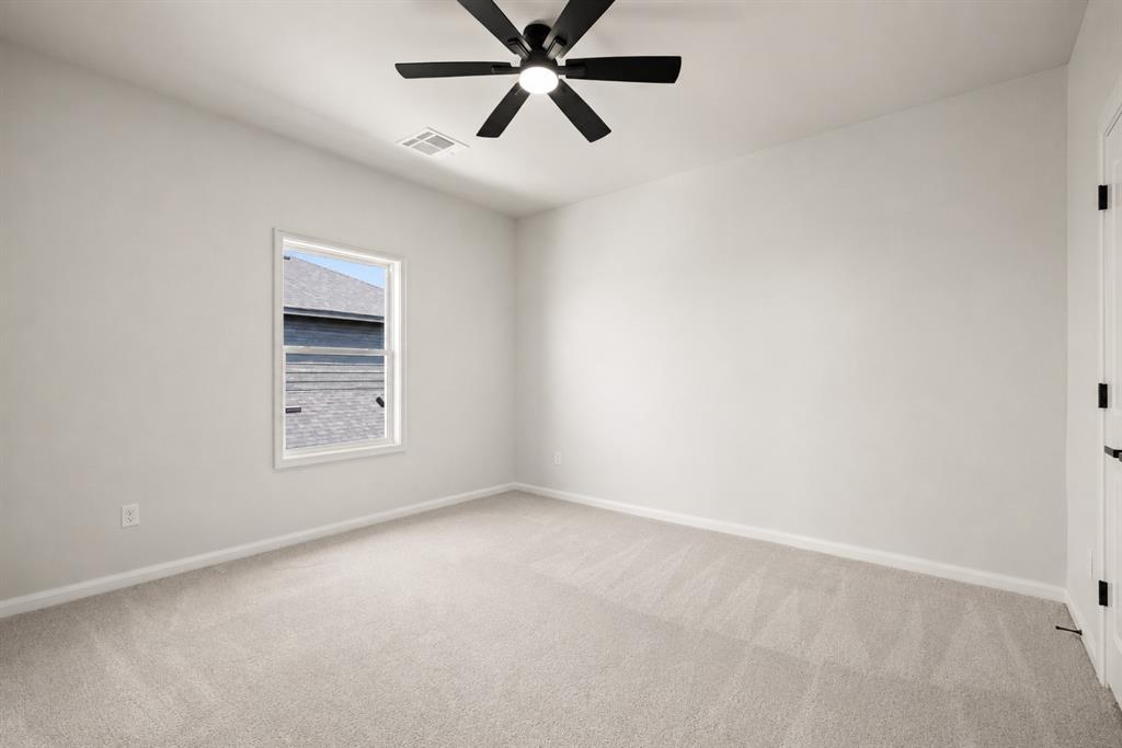7104 Nw 154th Street Property Photo 34