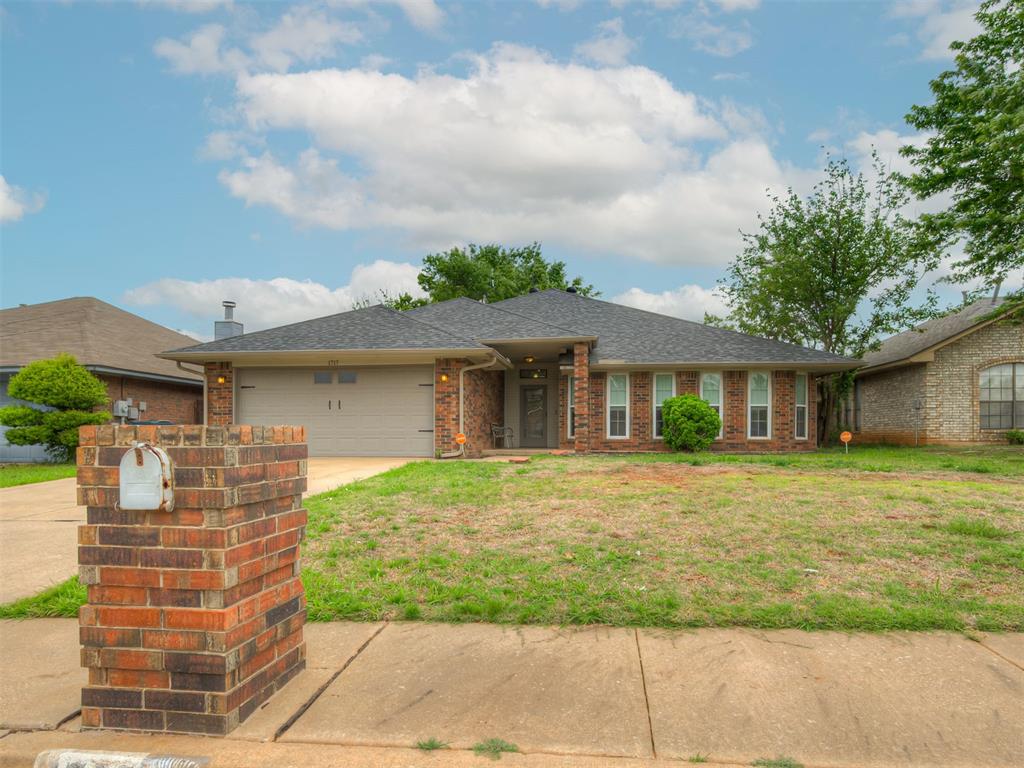 1717 Rocky Mountain Way Property Photo 3