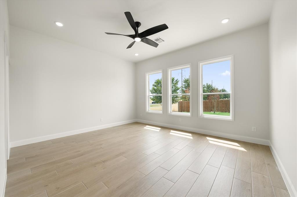7100 Nw 154th Street Property Photo 18