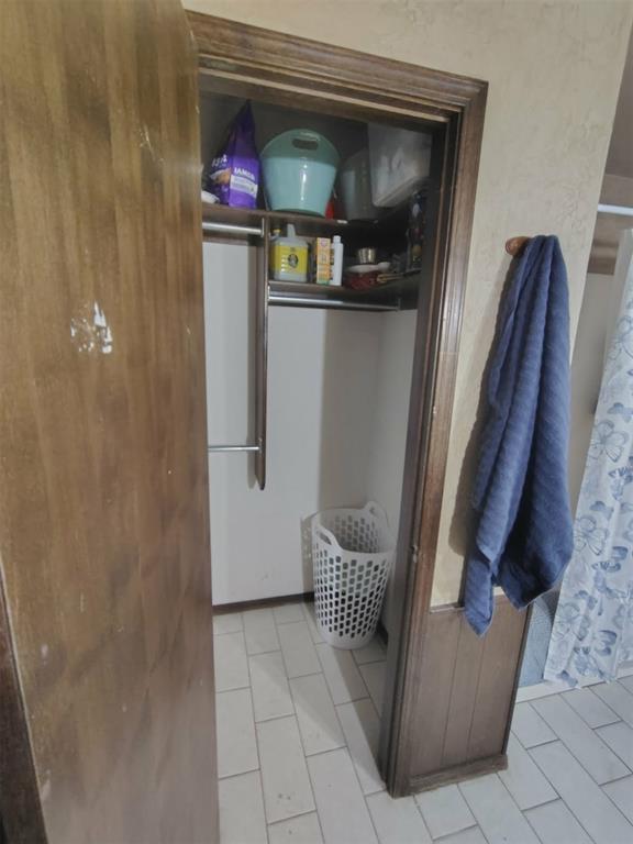 1505 Crestview Drive Property Photo 28