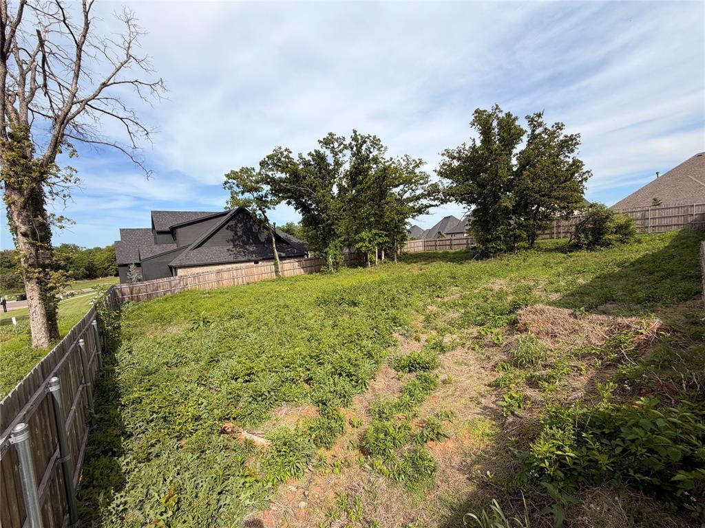 4624 Maple Ridge Drive Property Photo 1