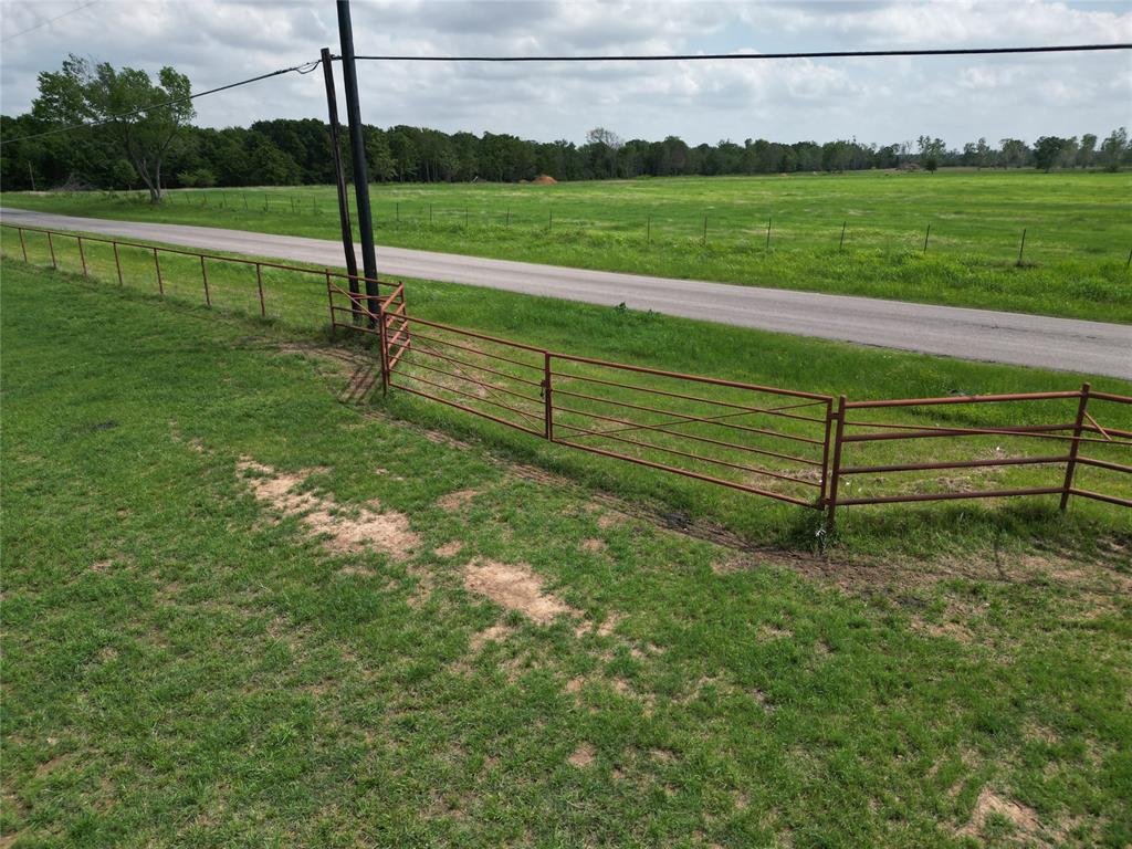 1225412 Property Photo 11
