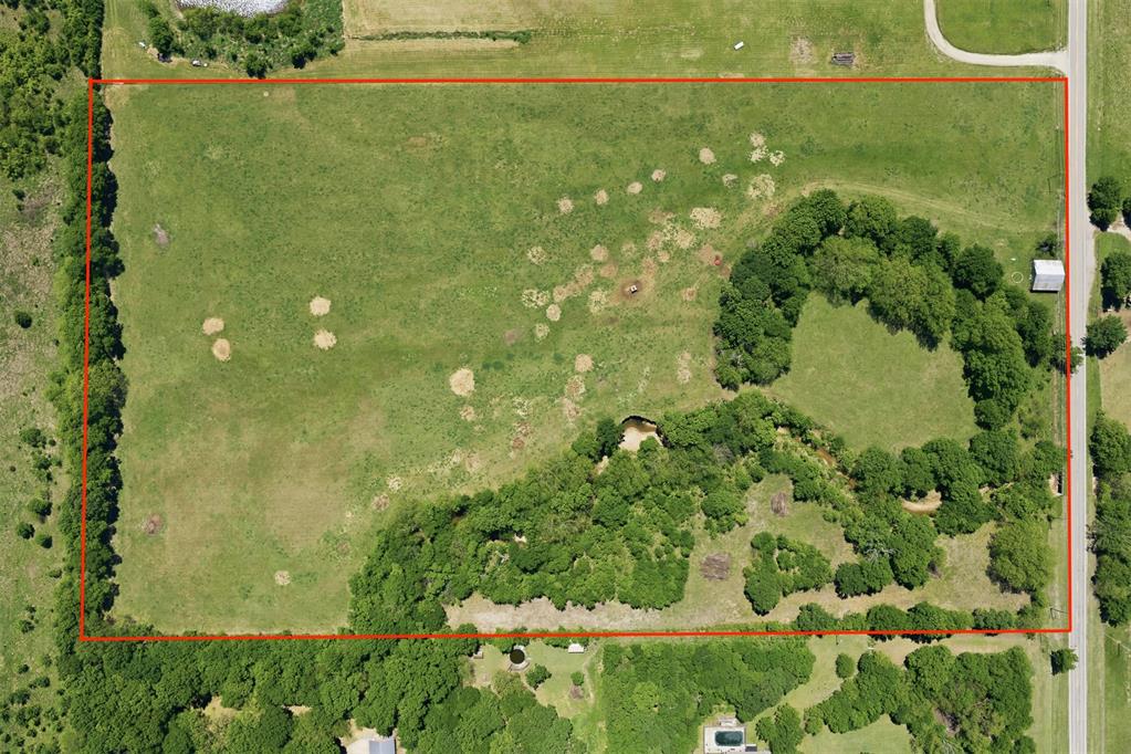 N 3320 Road Property Photo 2