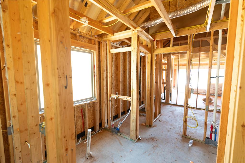 3205 Broadmoore Drive Property Photo 5