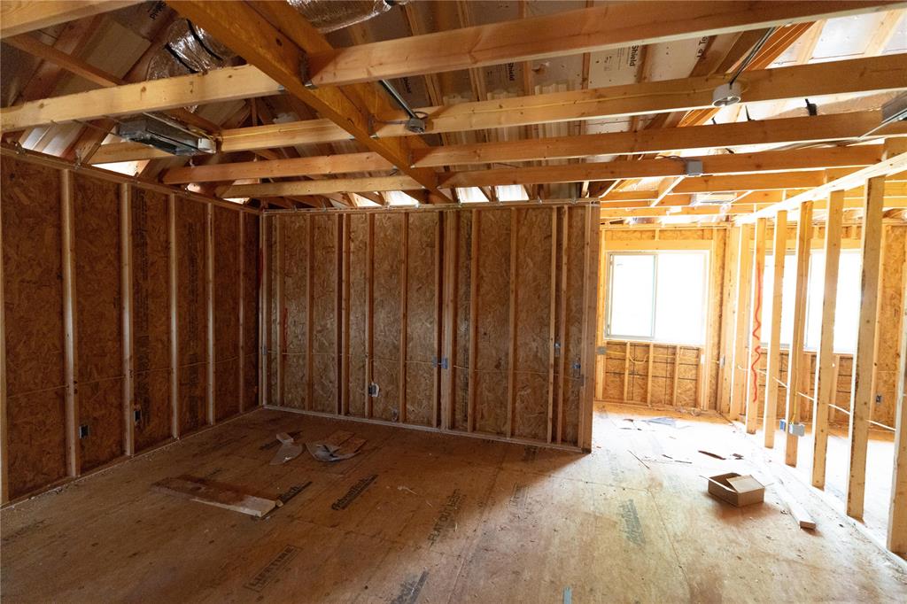 3205 Broadmoore Drive Property Photo 9