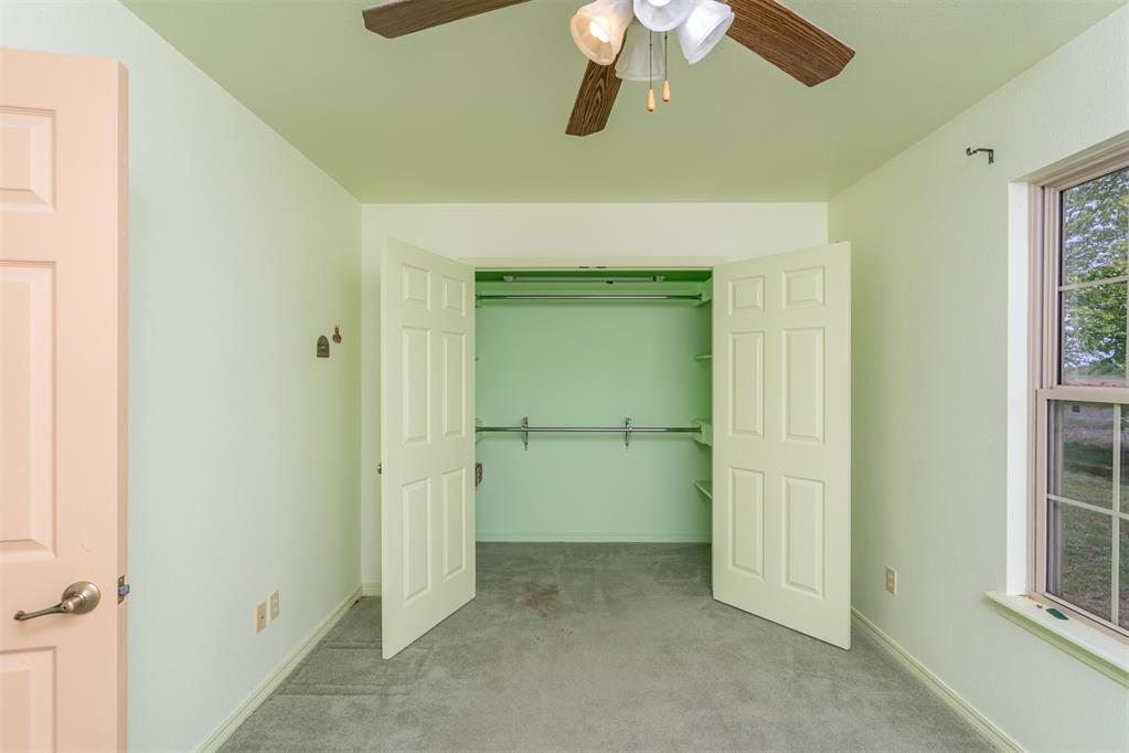 384045 E 1040 Road Property Photo 14