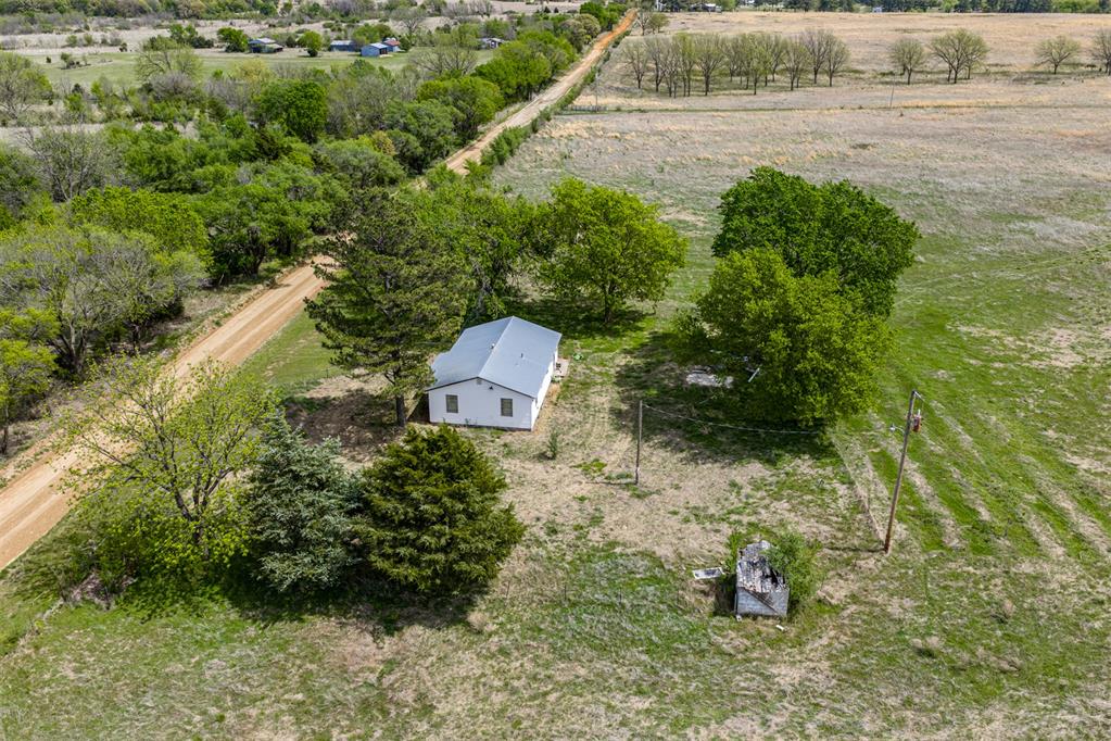 384045 E 1040 Road Property Photo 25