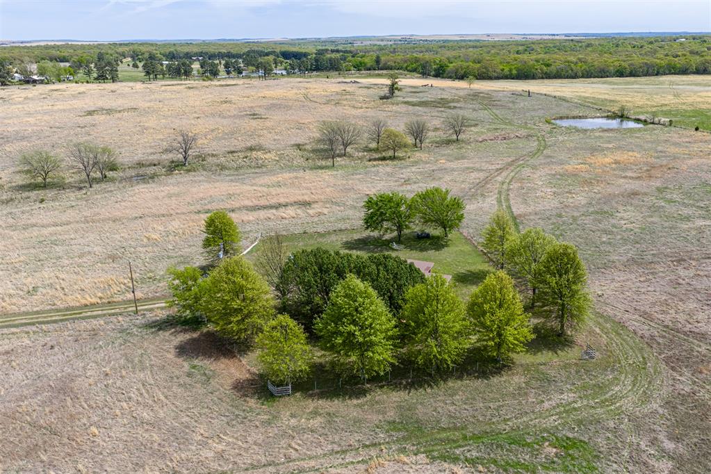 384045 E 1040 Road Property Photo 28