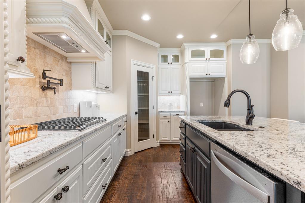 15509 Bergman Circle Property Photo 16