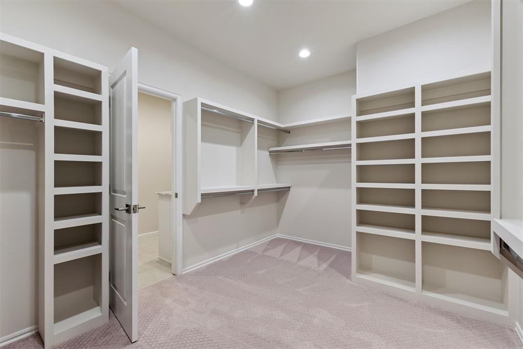 15701 Stillmeadows Drive Property Photo 28