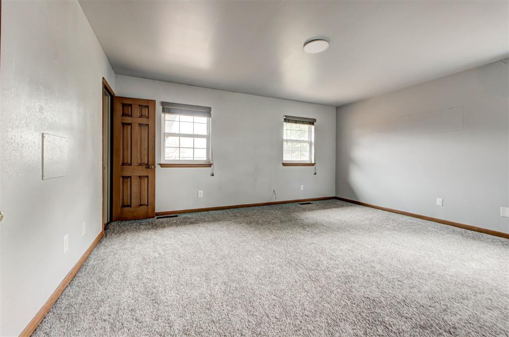 1506 W Walnut Street Property Photo 36