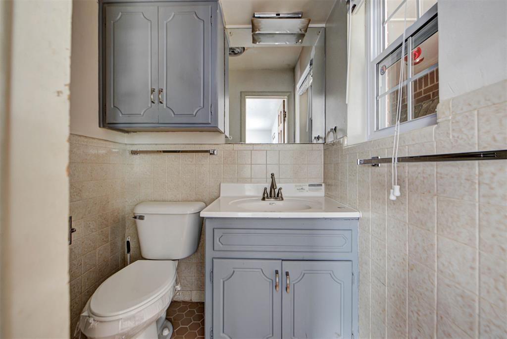 1506 W Walnut Street Property Photo 41