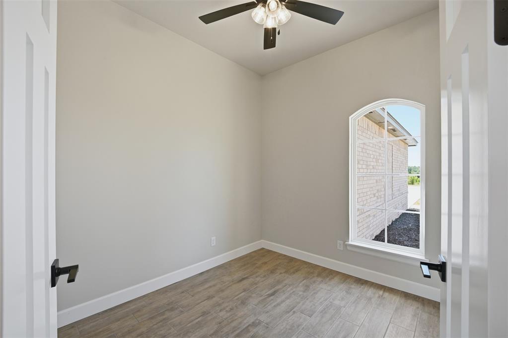 1163 Wolf Creek Drive Property Photo 15