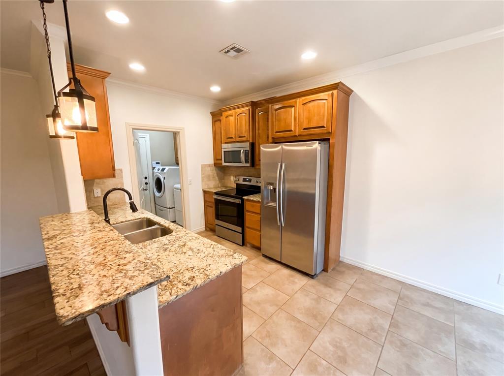 2237 Nw 158th Street Property Photo 2