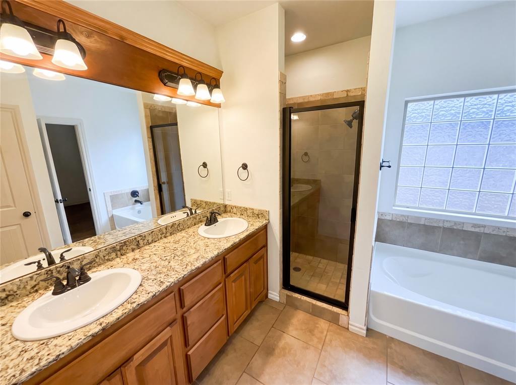 2237 Nw 158th Street Property Photo 13