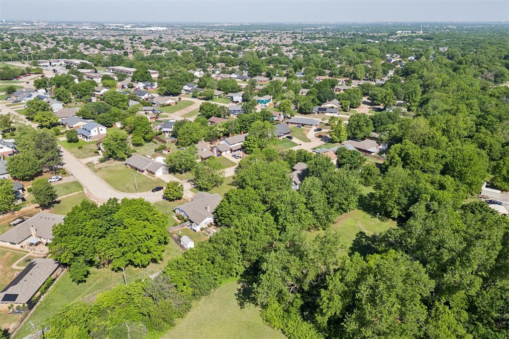 2409 Weatherford Drive Property Photo 11