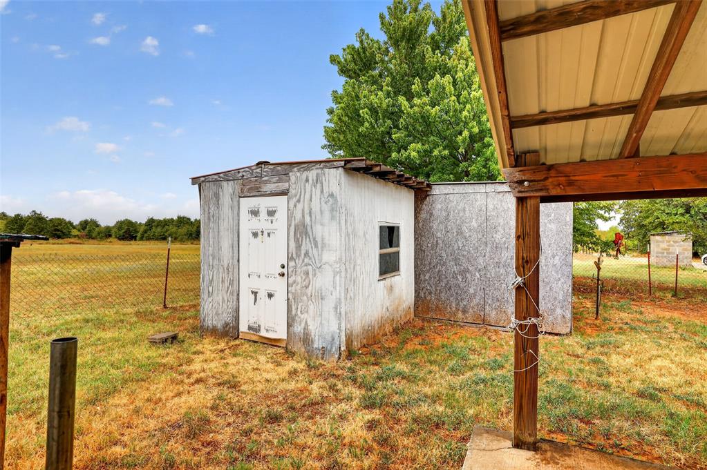 332913 E 930 Road Property Photo 25