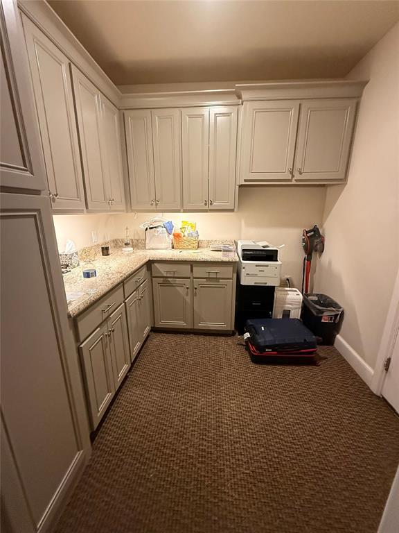 2232 Bridgeview Boulevard Property Photo 8